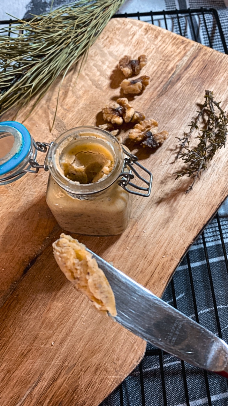 Weihnachtliche Nussbutter