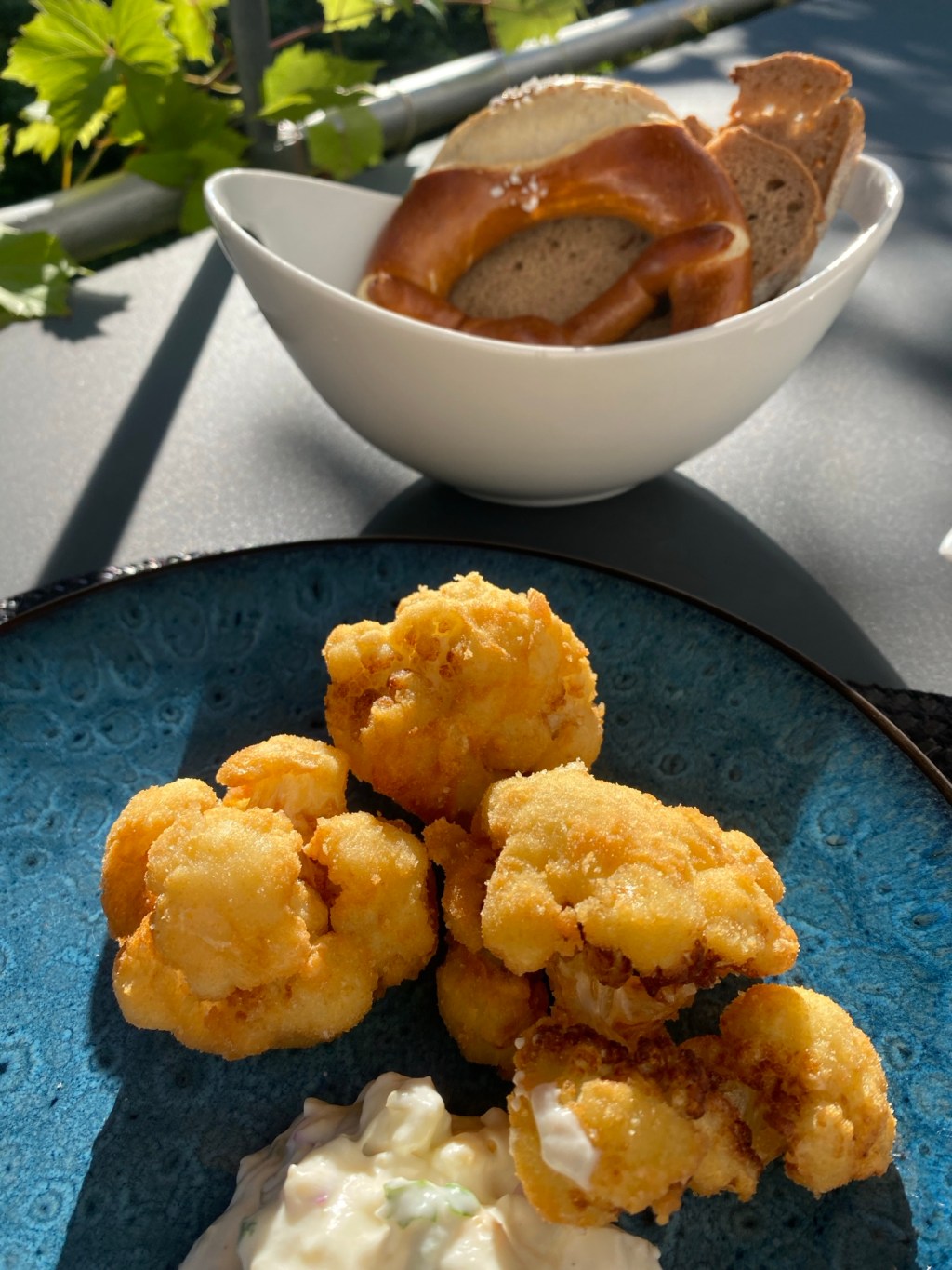 Frittierter Blumenkohl mit Sauce&nbsp;Tatare