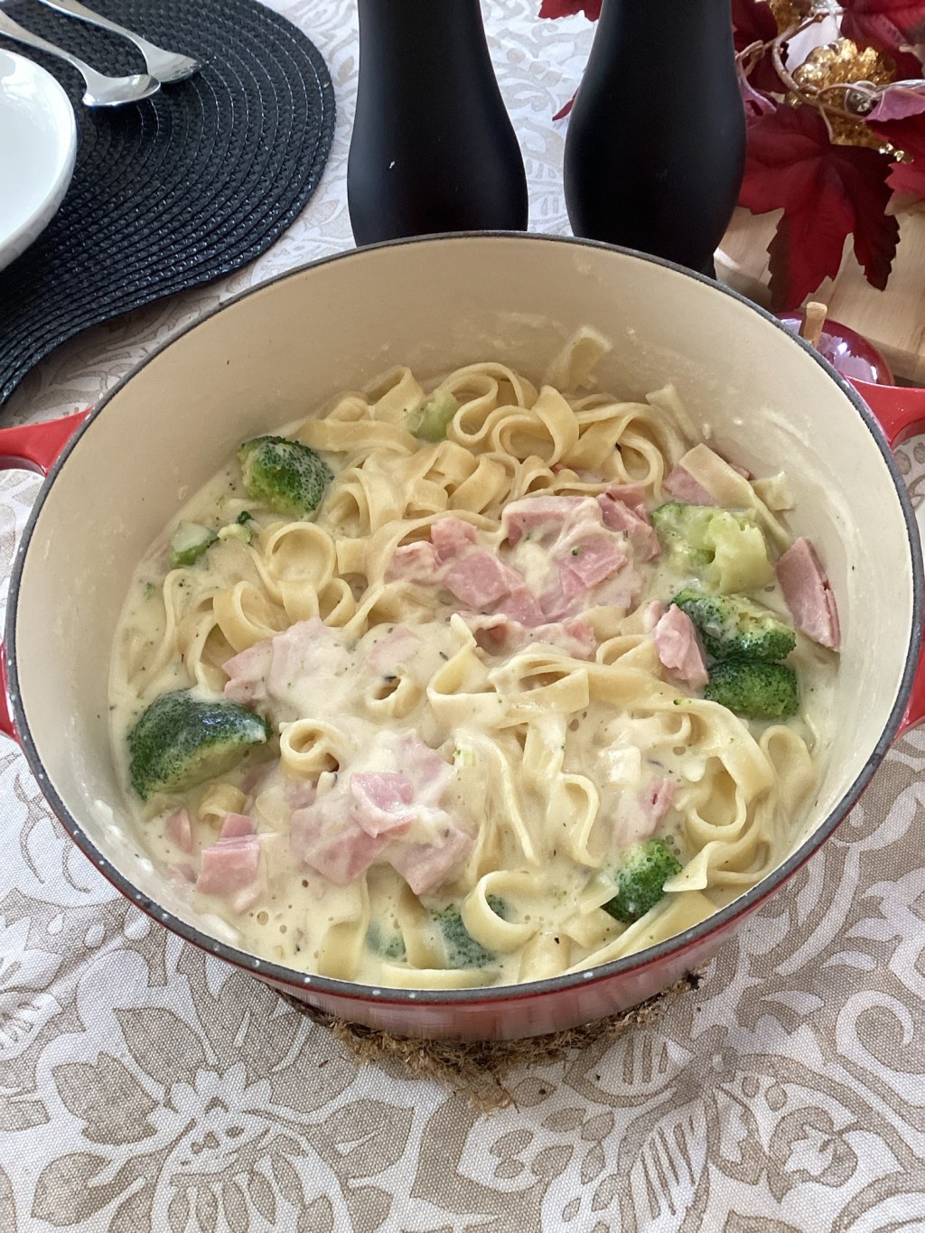 Tagliatelle mit Schinken und&nbsp;Broccoli