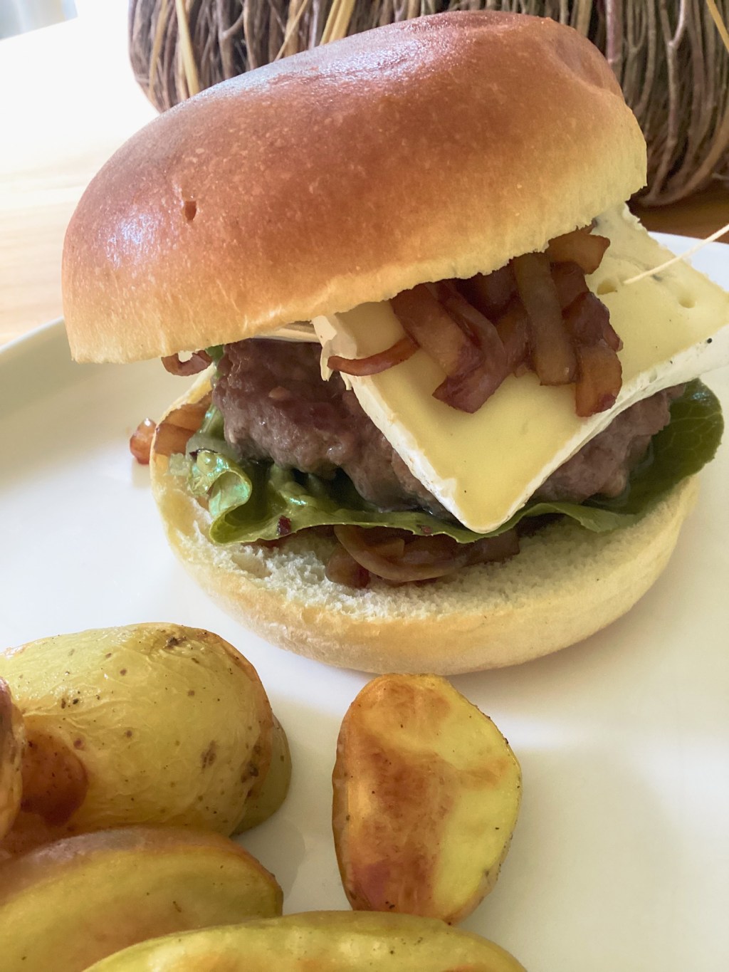 🍂 Der Herbst-Burger: Wenn Blauschimmelkäse Birne anmacht&nbsp;🍐🍔