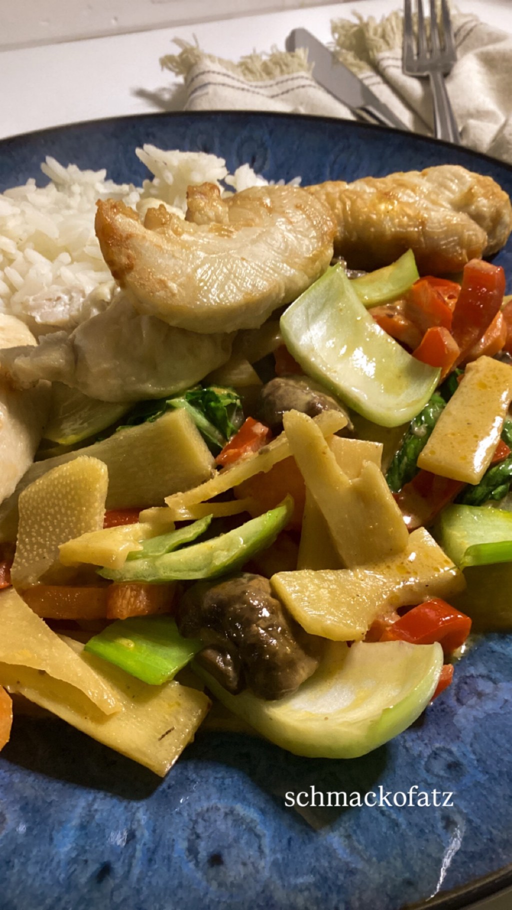 Schnelles Thai Curry mit Kokosmilch, Gemüse &&nbsp;Hähnchen